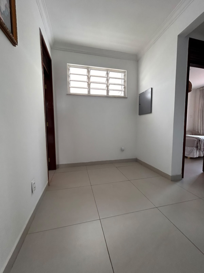 Casa, 4 quartos, 270 m² - Foto 18