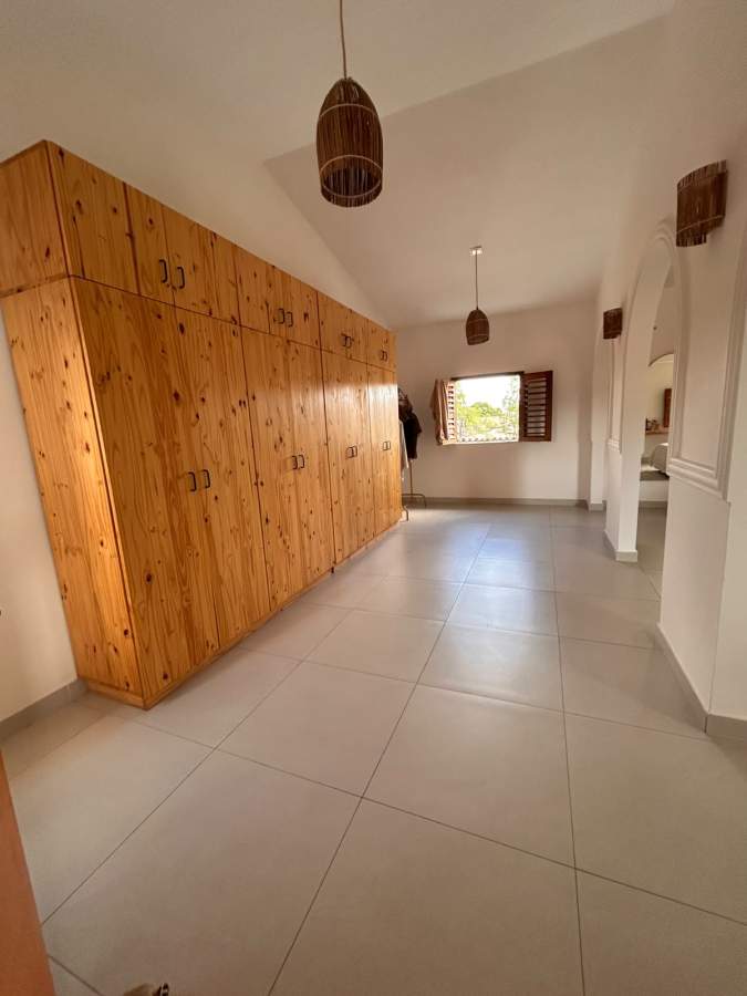 Casa, 4 quartos, 270 m² - Foto 29